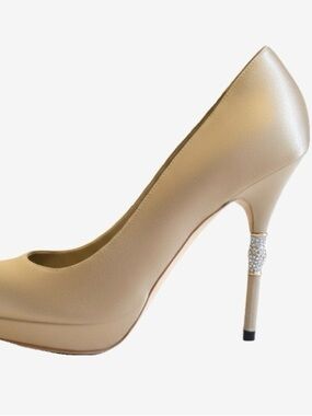 🛍️ Gucci Authentic Satin Crystal-Embellished Peep-Toe Heels